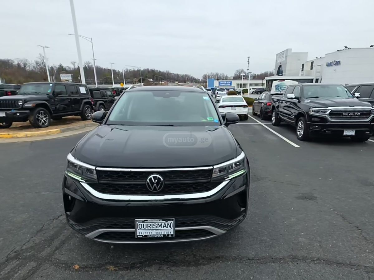 Volkswagen Taos