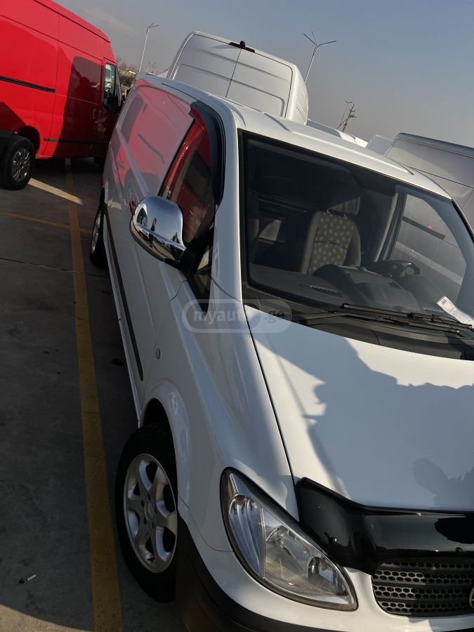 Mercedes-Benz Vito 2005 — photo 2