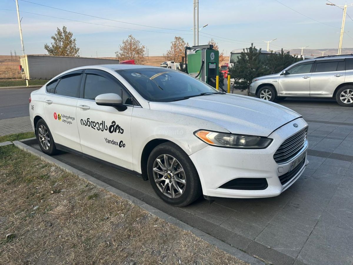 Ford Fusion 2015 — photo 2