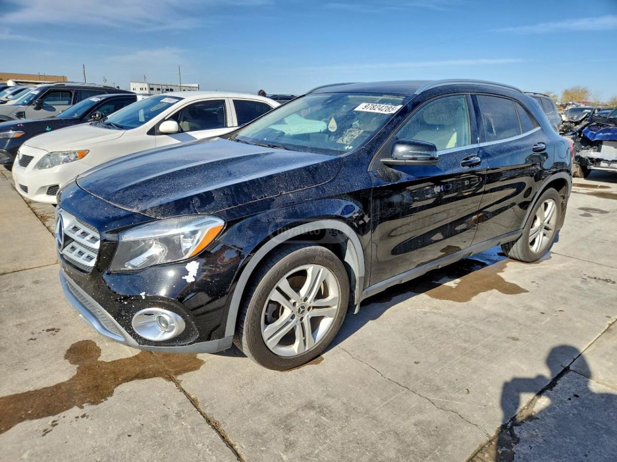 Mercedes-Benz GLA 250