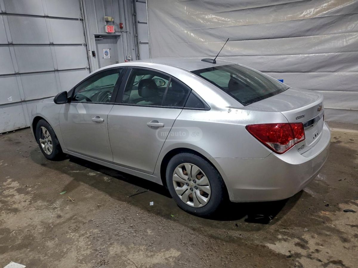 Chevrolet Cruze 2015 — photo 2