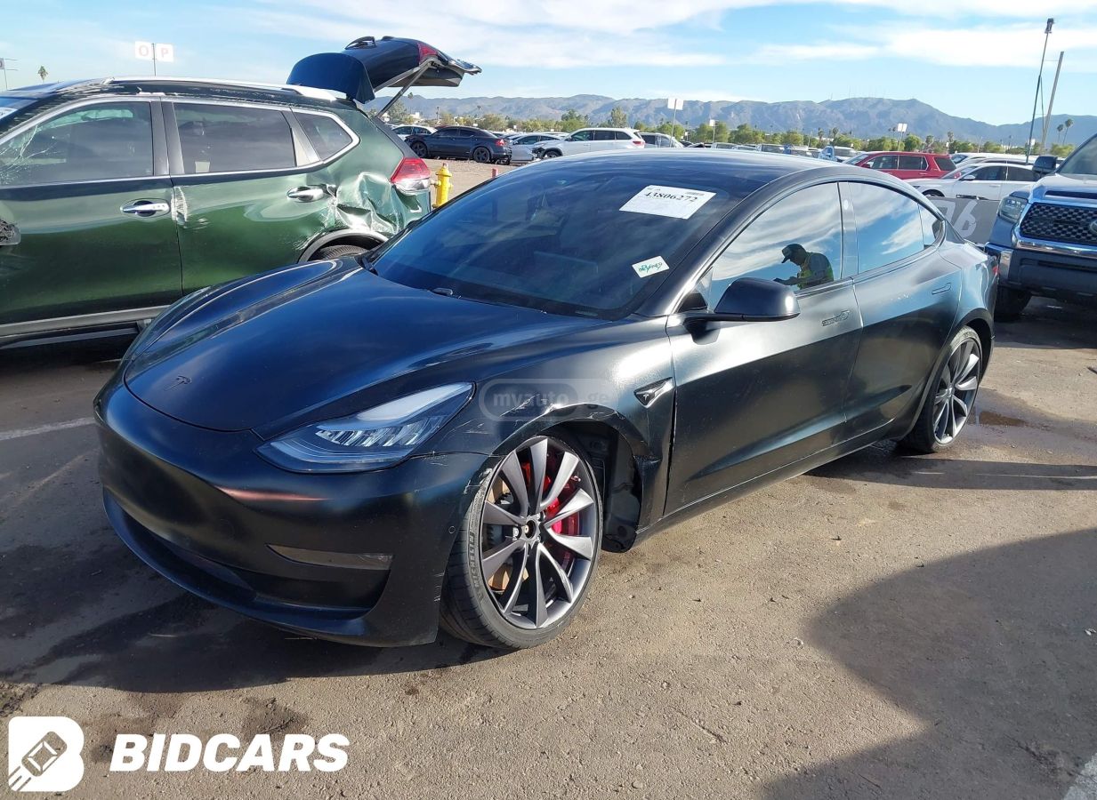 Tesla Model 3 2020 — photo 2