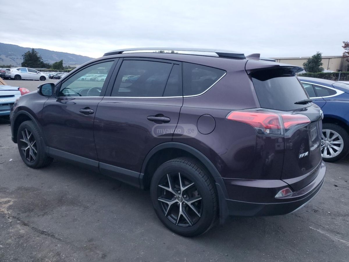 Toyota RAV4 2017 — photo 2