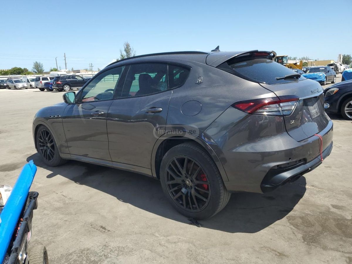 Maserati Levante 2021 — photo 2