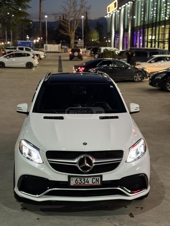 Mercedes-Benz GLE 350 2017 — photo 2