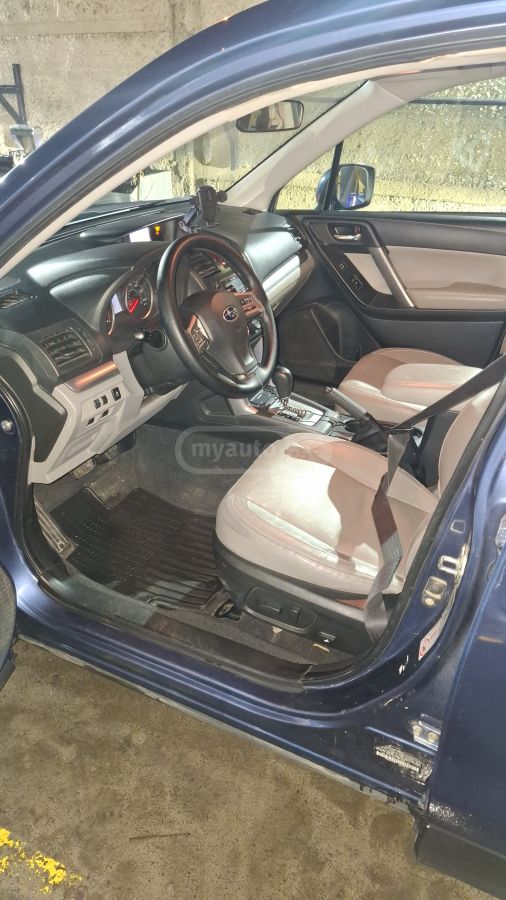 Subaru Forester 2014 — photo 2