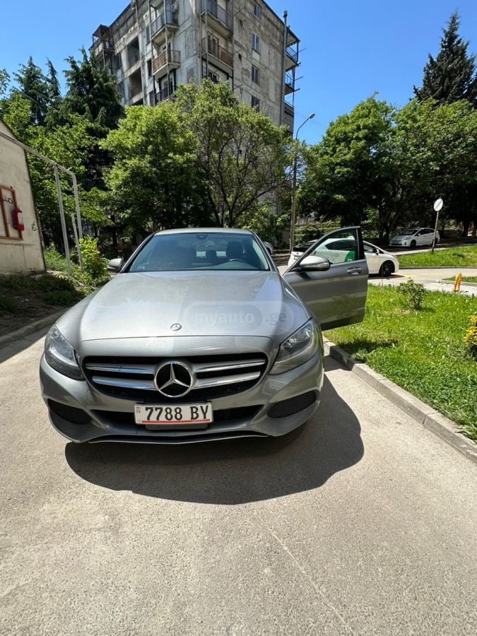 Mercedes-Benz C 300