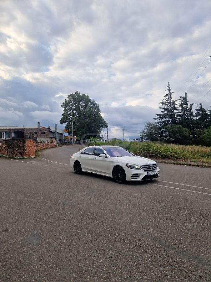 Mercedes-Benz S 560 2018 — photo 2