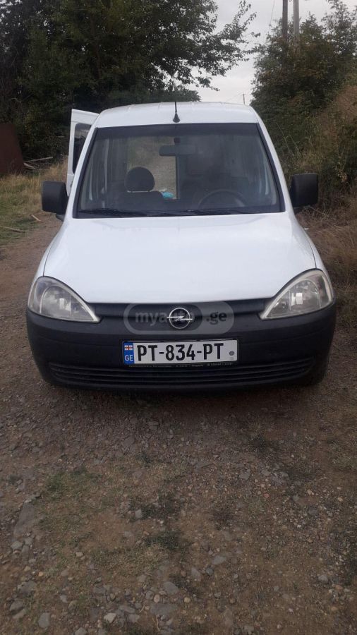 Opel Combo 2004 — photo 2
