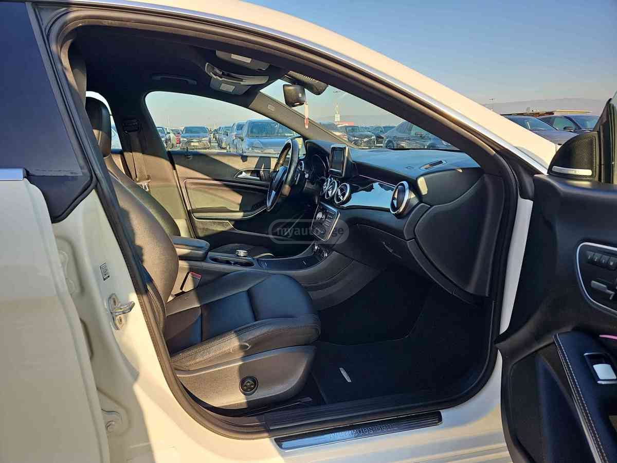 Mercedes-Benz CLA 250 2014 — photo 2