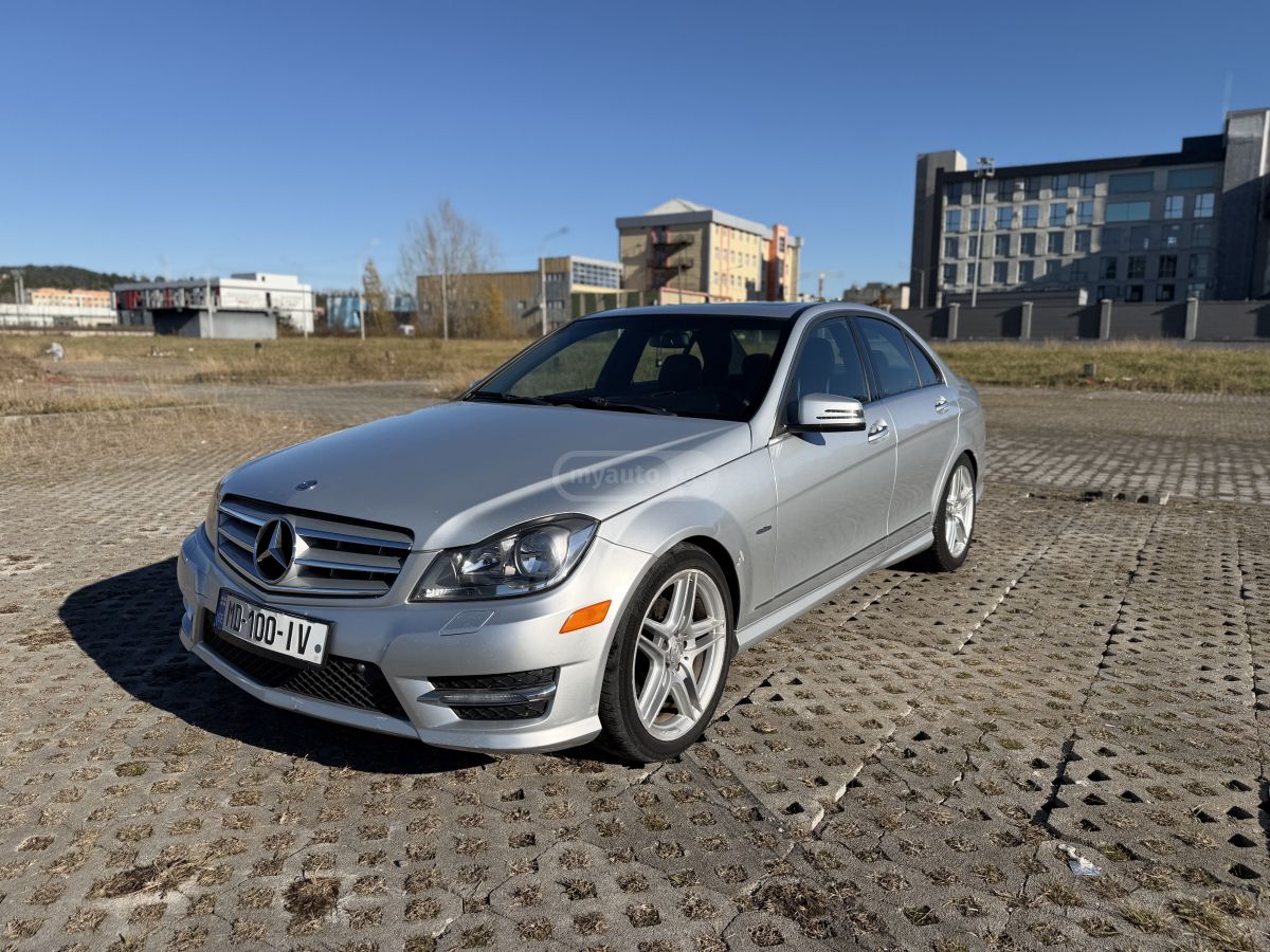 Mercedes-Benz C 250 2011 — photo 2