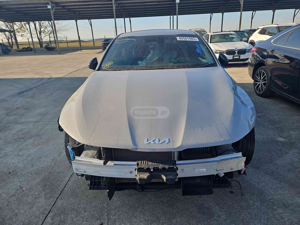 Kia K5 2022 — photo 2