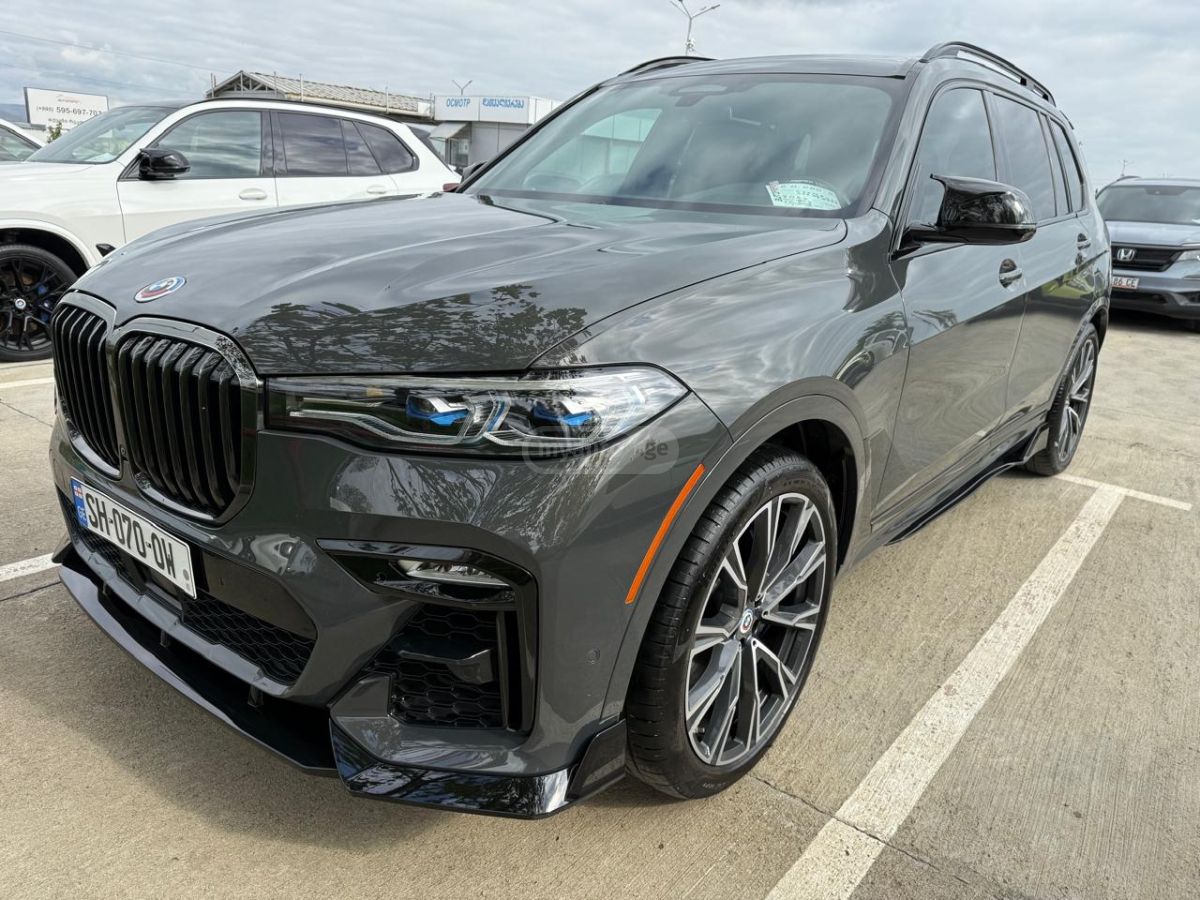BMW X7