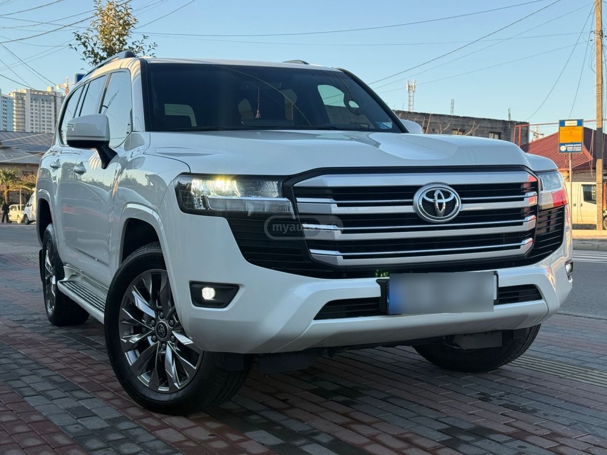 Toyota Land Cruiser 2022 — photo 2