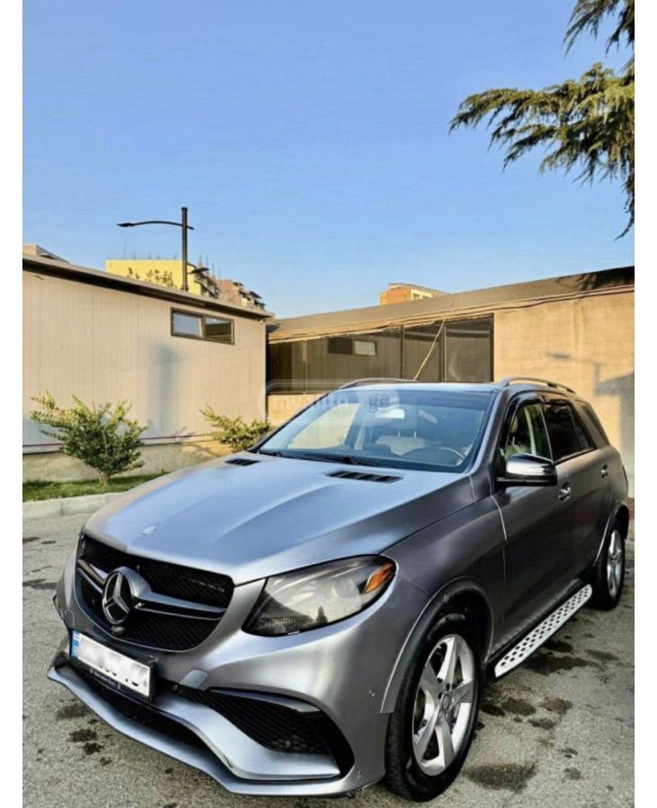 Mercedes-Benz GLE 350 2016 — photo 2