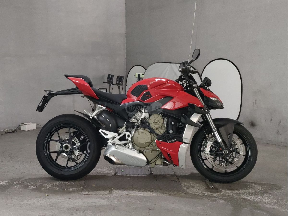 Ducati Streetfighter V4 2020 — photo 2