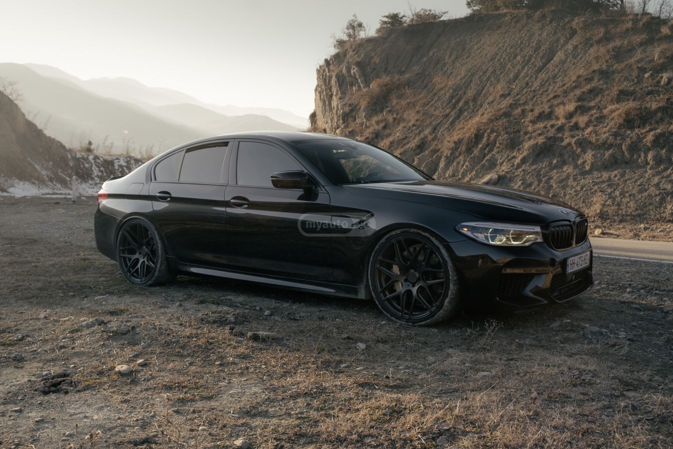 BMW M5 2018 — photo 2