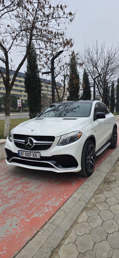 Mercedes-Benz GLE Coupe 2017 — photo 2