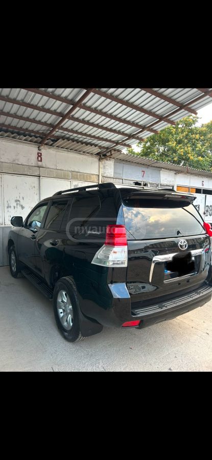 Toyota Land Cruiser Prado 2012 — photo 2
