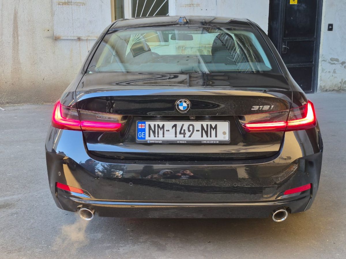 BMW 318 2024 — photo 2