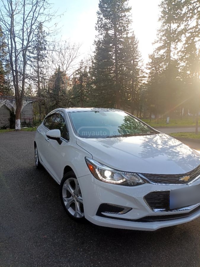 Chevrolet Cruze 2017 — photo 2
