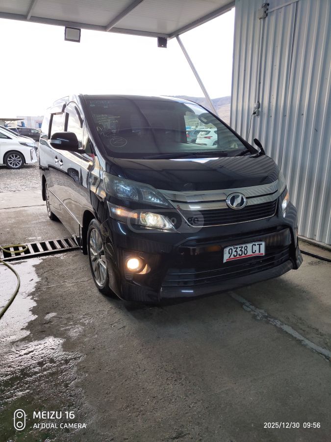 Toyota Alphard 2013 — photo 2