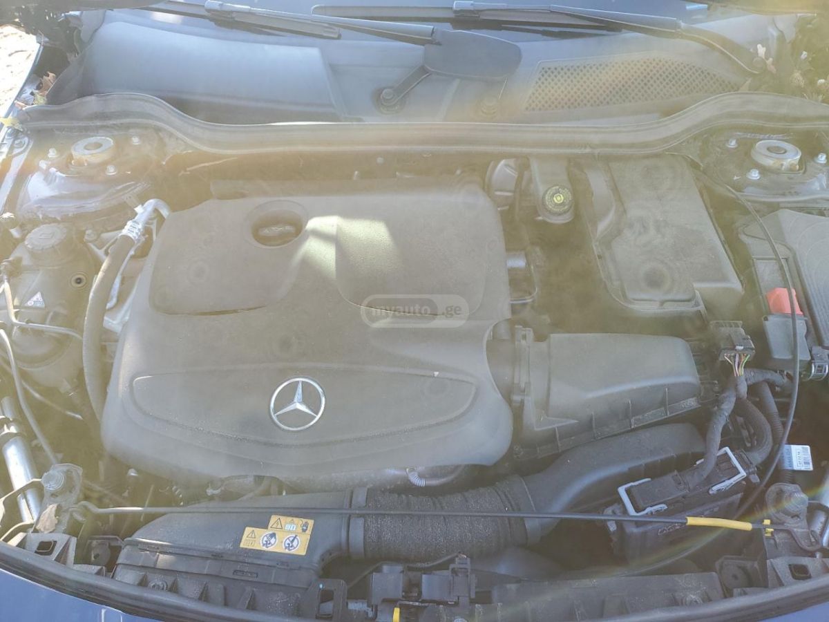 Mercedes-Benz CLA 250 2017 — photo 2