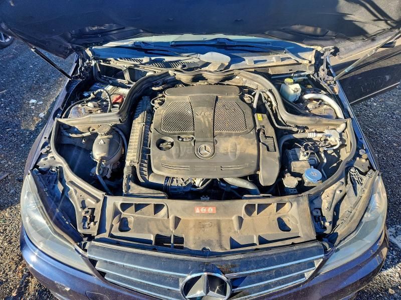 Mercedes-Benz C 300 2014 — photo 2