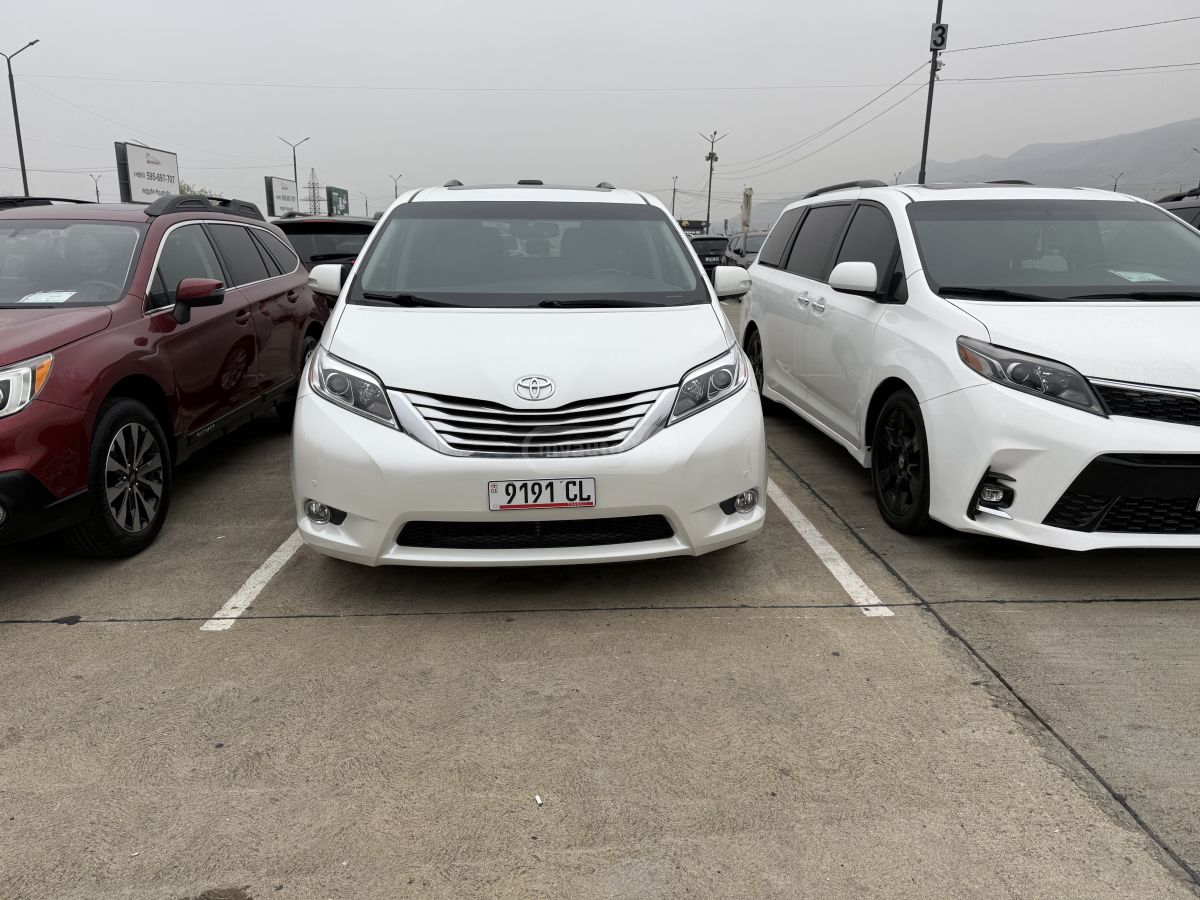 Toyota Sienna