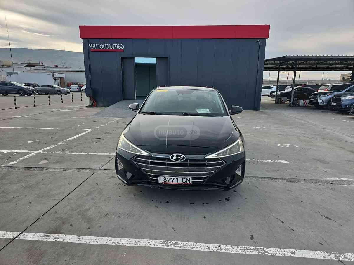 Hyundai Elantra 2020 — photo 2