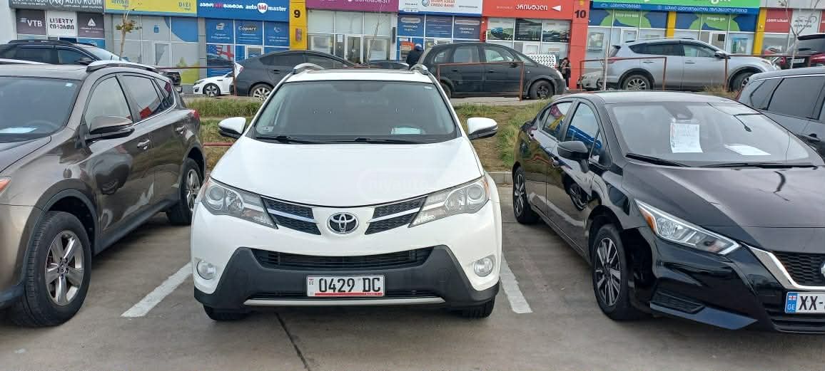 Toyota RAV4 2014 — photo 2