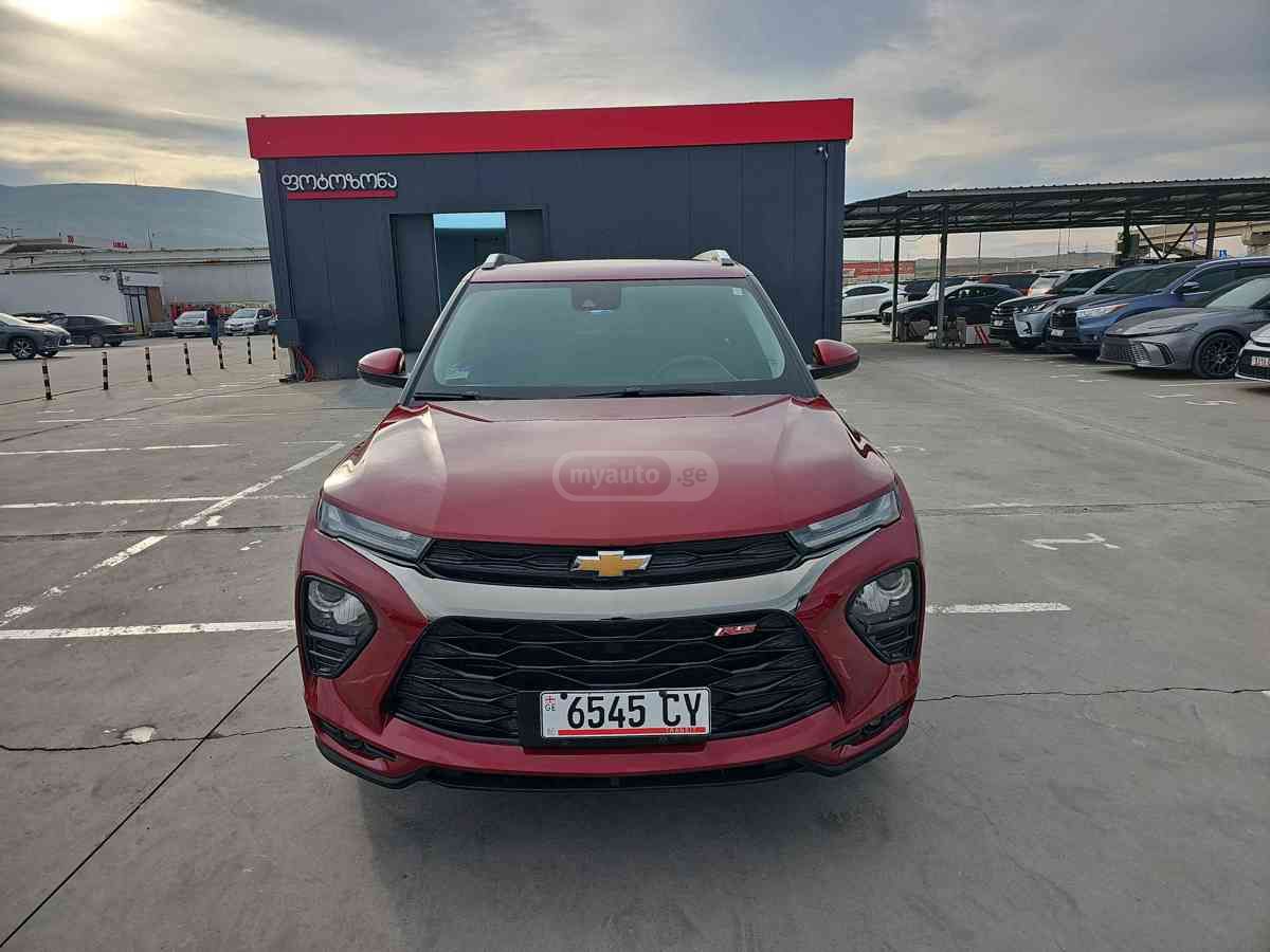 Chevrolet Trailblazer 2023 — photo 2