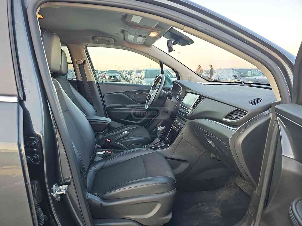 Buick Encore 2018 — photo 2