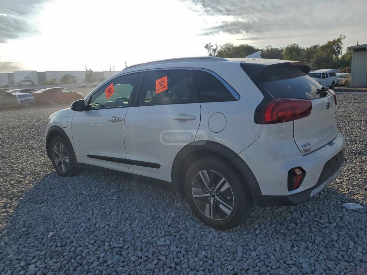 Kia Niro 2021 — photo 2