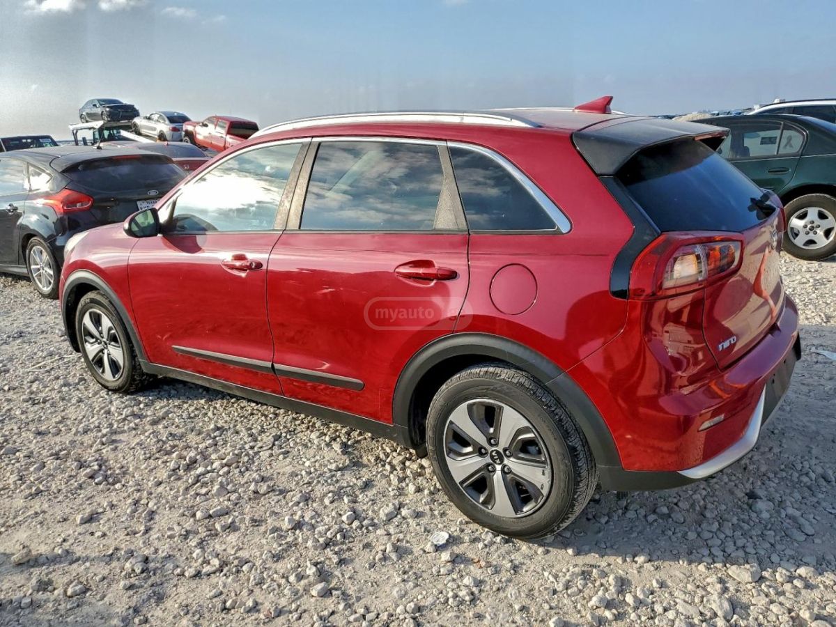 Kia Niro 2017 — photo 2