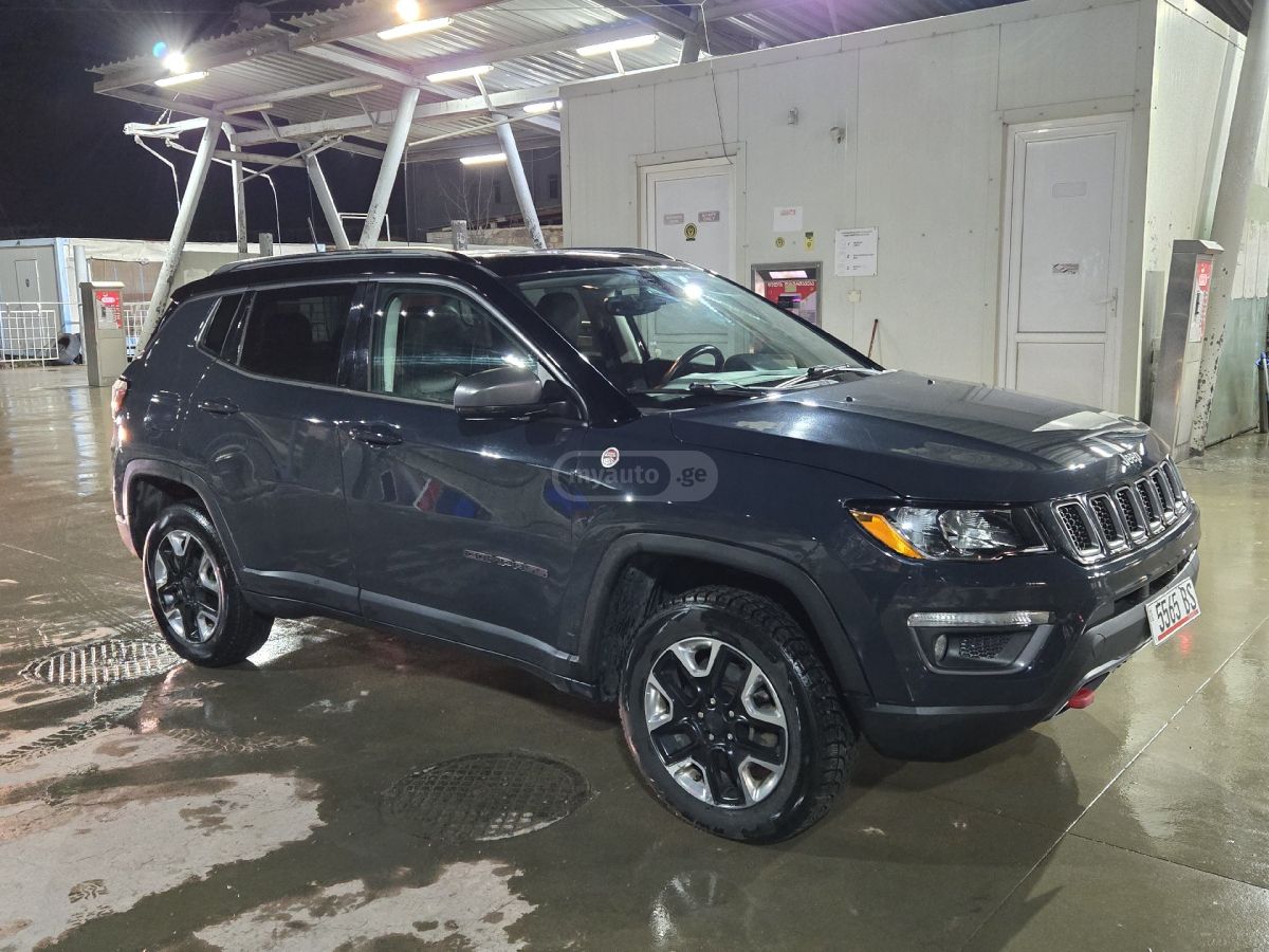Jeep Compass 2018 — photo 2