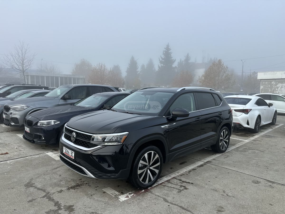 Volkswagen Taos 2022 — photo 2