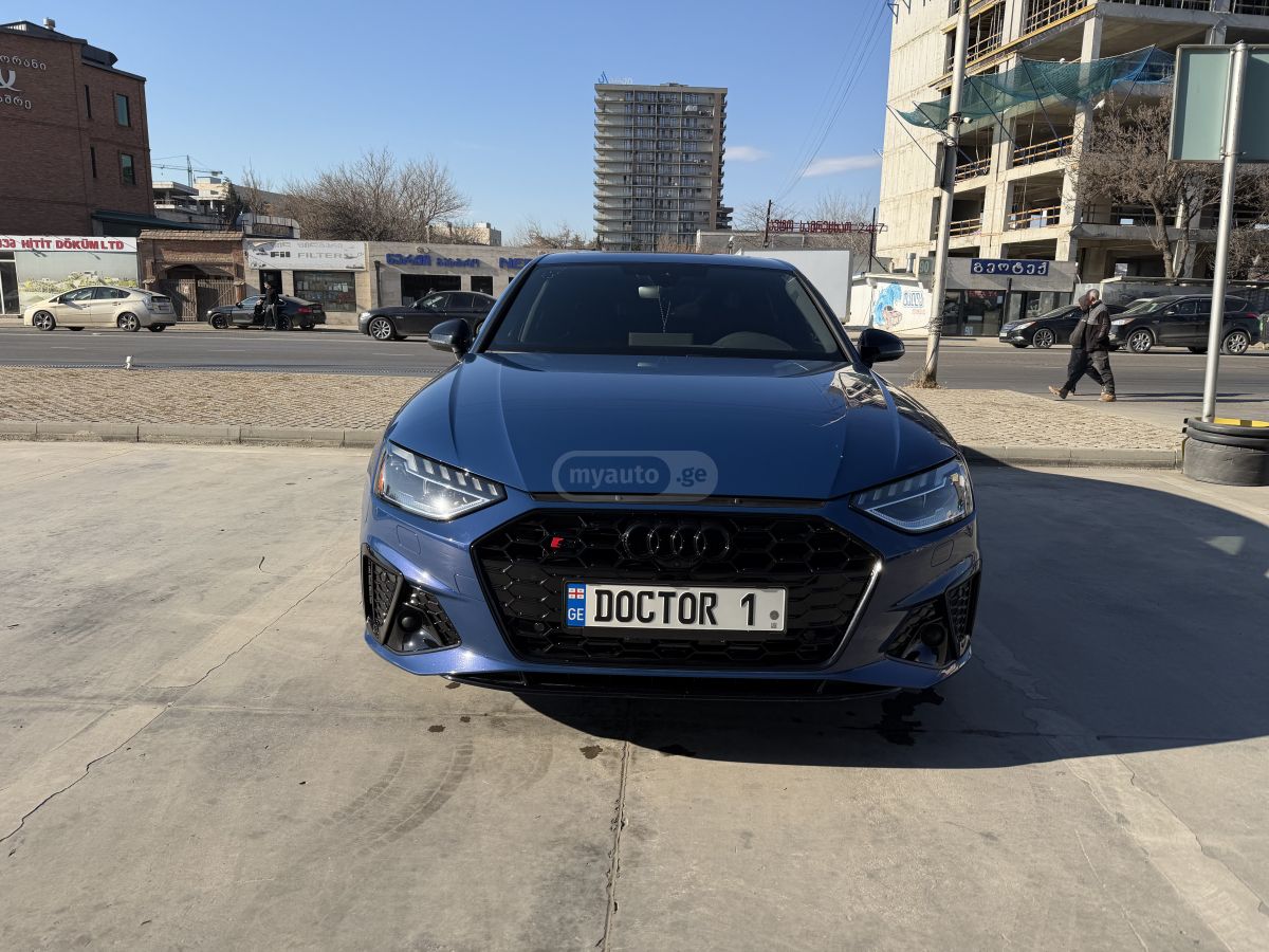 Audi S4 2023 — photo 2