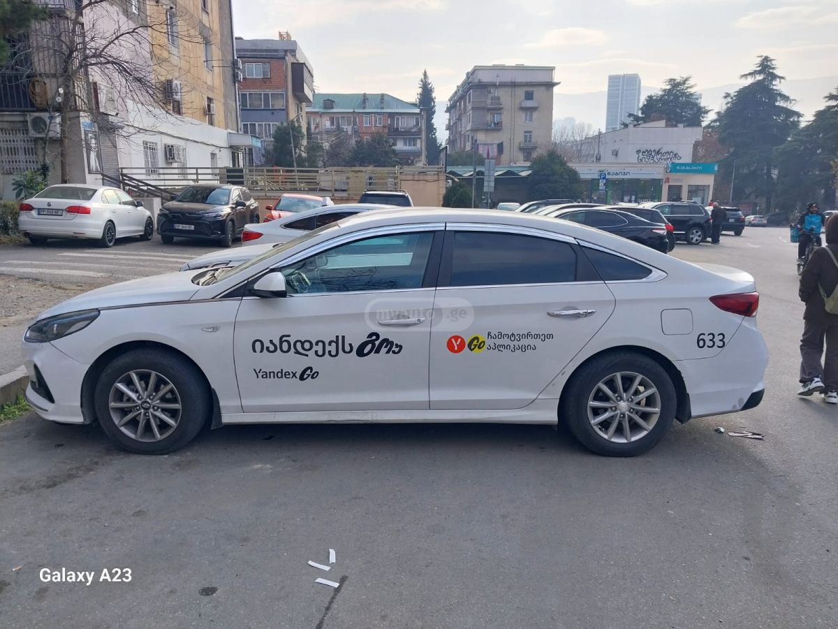 Hyundai Sonata 2018 — photo 2
