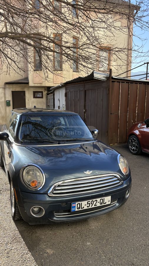 Mini Cooper 2009 — photo 2