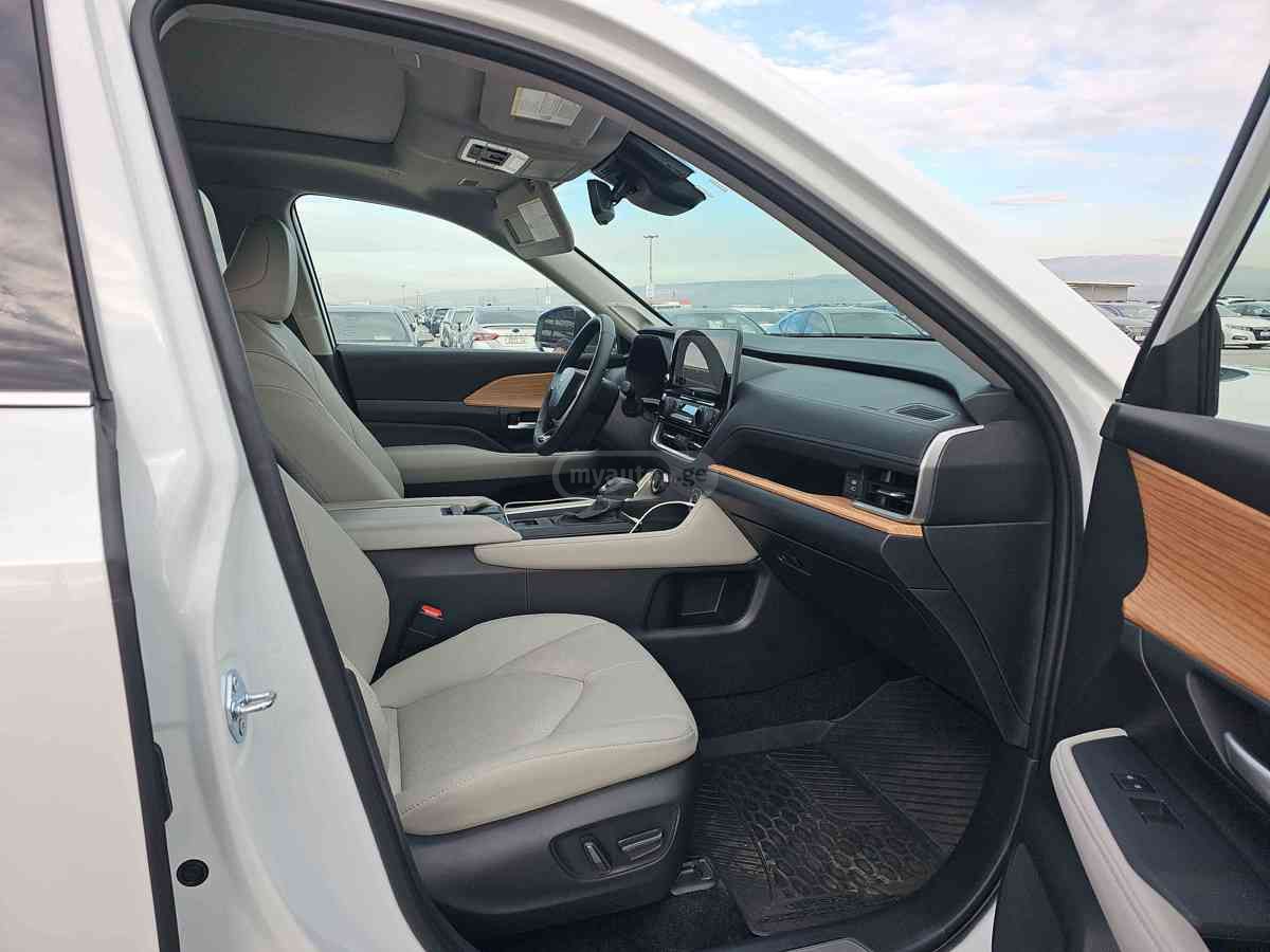 Toyota Grand Highlander 2025 — photo 2