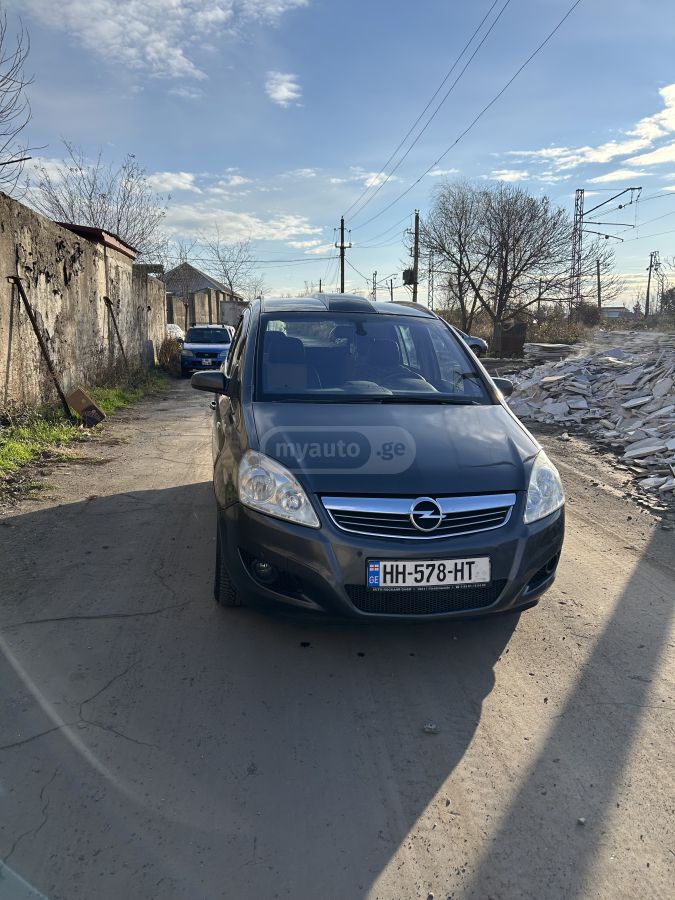 Opel Zafira