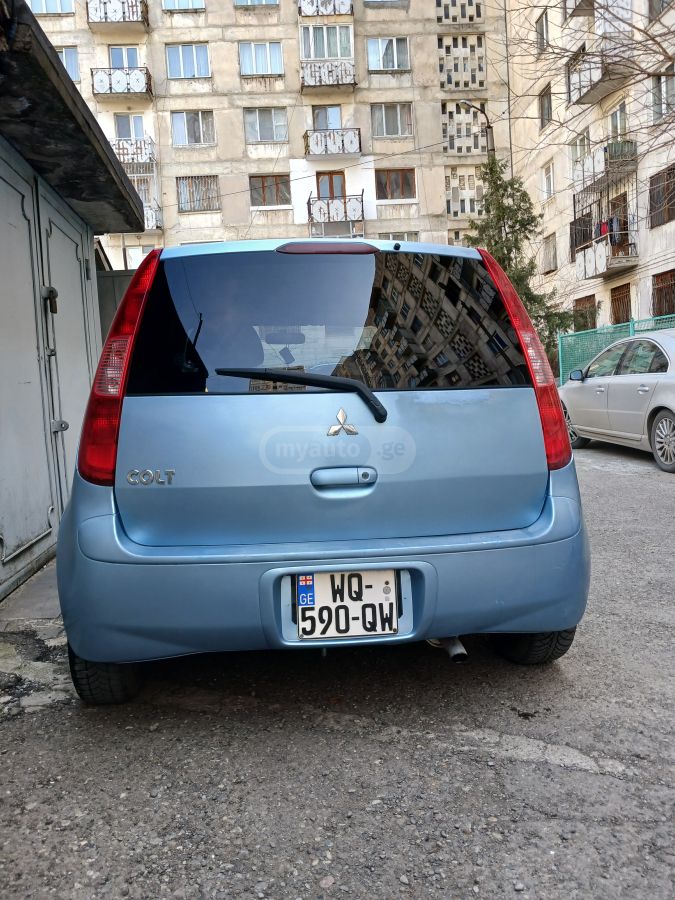 Mitsubishi Colt 2003 — photo 2