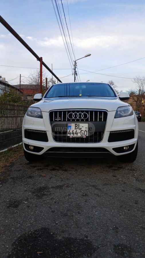 Audi Q7