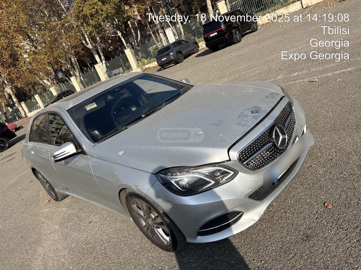 Mercedes-Benz E 220 2013 — photo 2