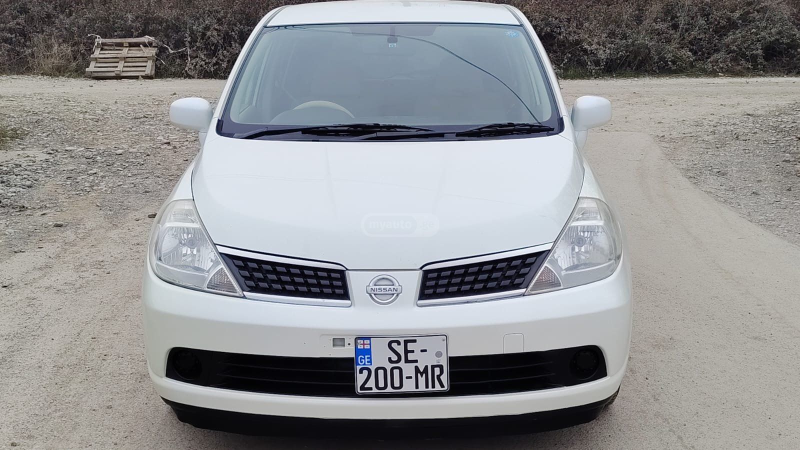 Nissan Tiida 2004 — photo 2