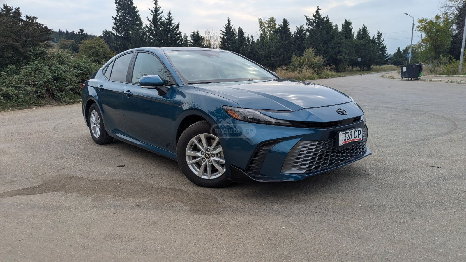 Toyota Camry 2024 — photo 2