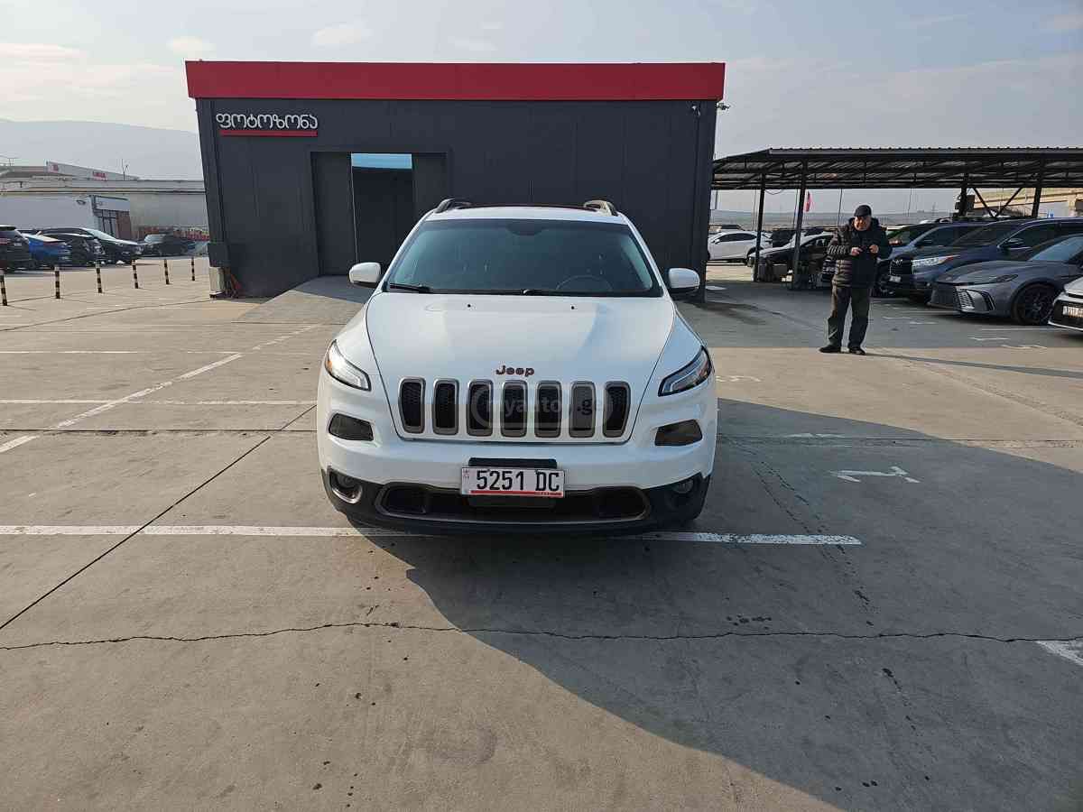 Jeep Cherokee 2016 — photo 2