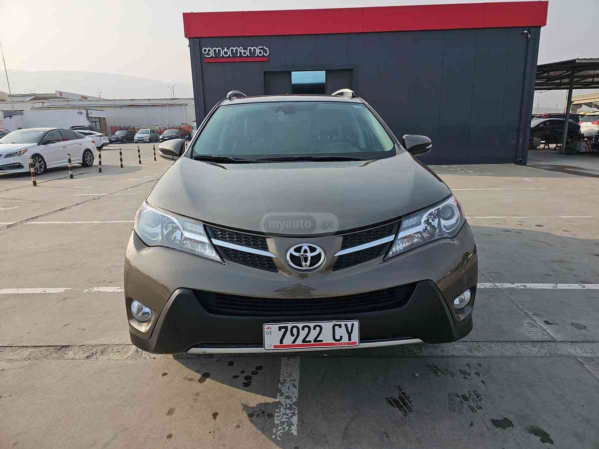 Toyota RAV4 2015 — photo 2