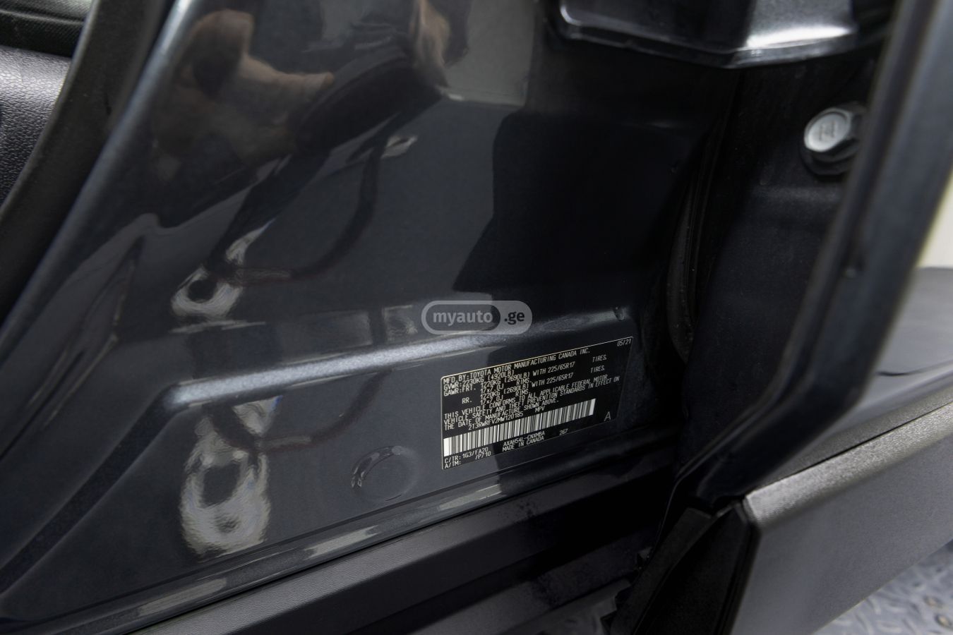 Toyota RAV4 2021 — photo 2